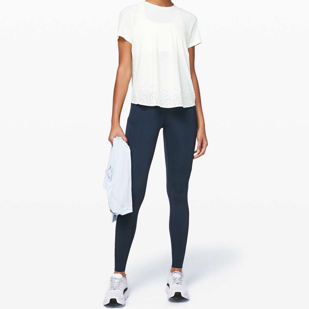 Lululemon Fast and Free Mid-Rise Tight sz 6 Yoga Pilates Barre Activewear